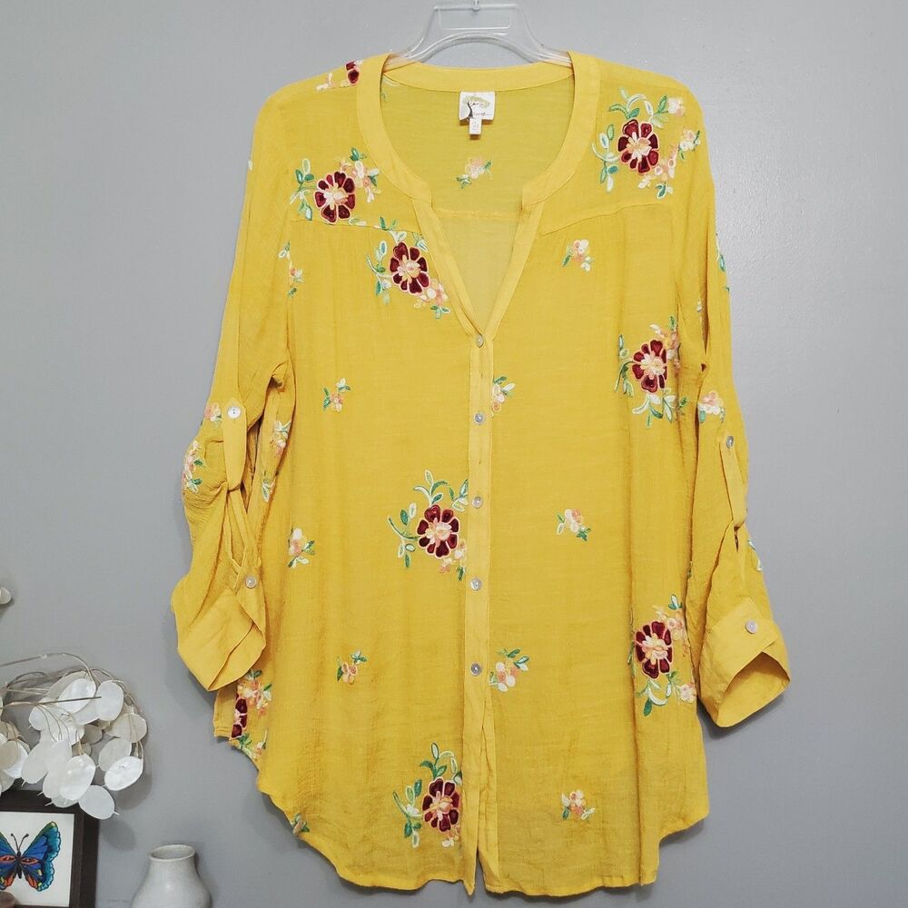 Fig & Flower Button Down Shirt Size 3X Yellow Embroidered Flowers Gauzey Tunic